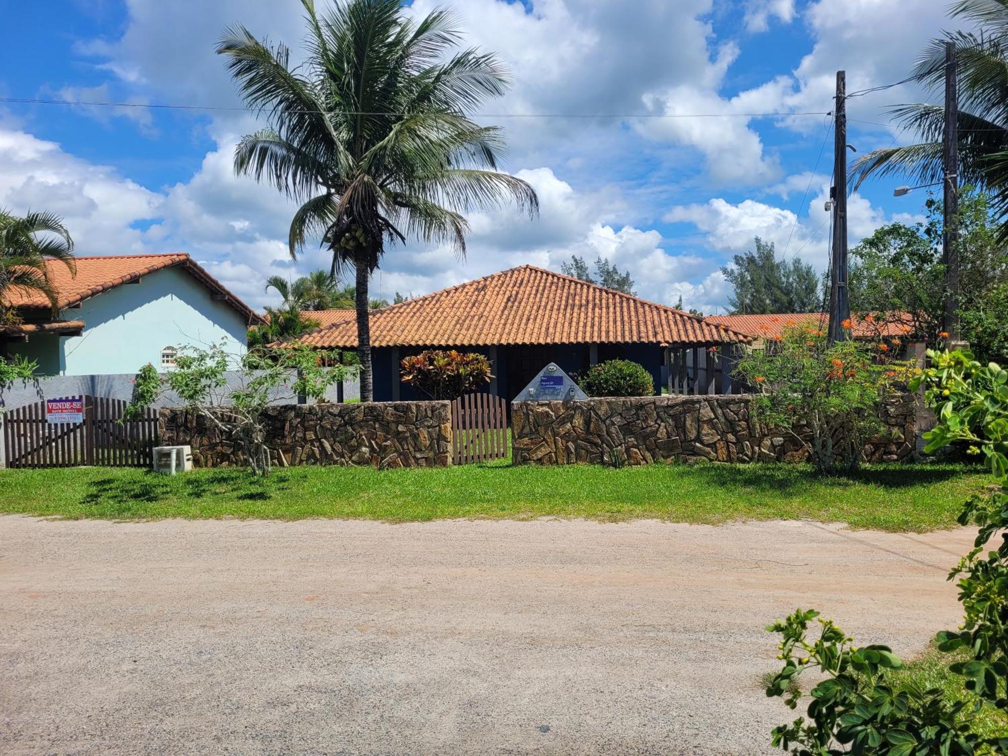Casa Grande e confortável Piscina e área Gourmet em Cabo Frio Unamar Tamoios Verão Vermelho Tamoios Verão Vermelho Villa Esterno foto